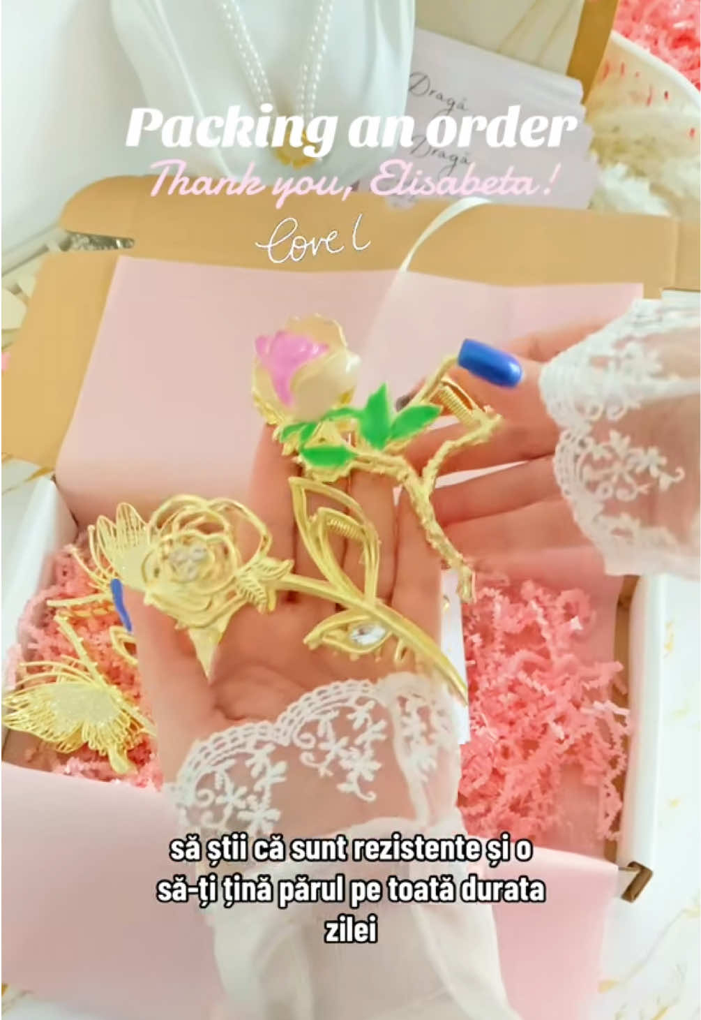 Accesoriile de păr sunt nelipsite în rutina zilnică, iar acum sunt la #reducere la noi în shop!❤️ #accesoriidepar #agrafedepar #clamepar #hairclips 