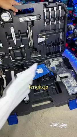 Perkakas tukang set bor harga terjangkau dan bahan dijaman mantap#perkakastukang #borbaterai #perkakasbengkel #perlengkapantukang #fyp 