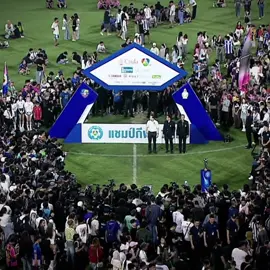 วันนี้อาจจะยังไม่ใช่วันของเรา แต่มันต้องมีสักวันแหละที่เปนวันของเรา เสียใจได้แต่ต้องลุกขึ้นสู้ต่อนะ คนรอซัพพอร์ตพวกแกเยอะมาก👍🏻👏🏻 #หมอนทองวิทยา #ฟุตบอล7สี #ฟุตบอลแชมป์กีฬา7HD 