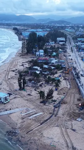 1 góc ven biển Dề Gi , thiệt hại sau bão là rất nặng nề ! Mong bà con sớm ổn định lại cuộc sống🥺 #bao13 #degi #chupanhquynhon #xuhuong #phapphoto 