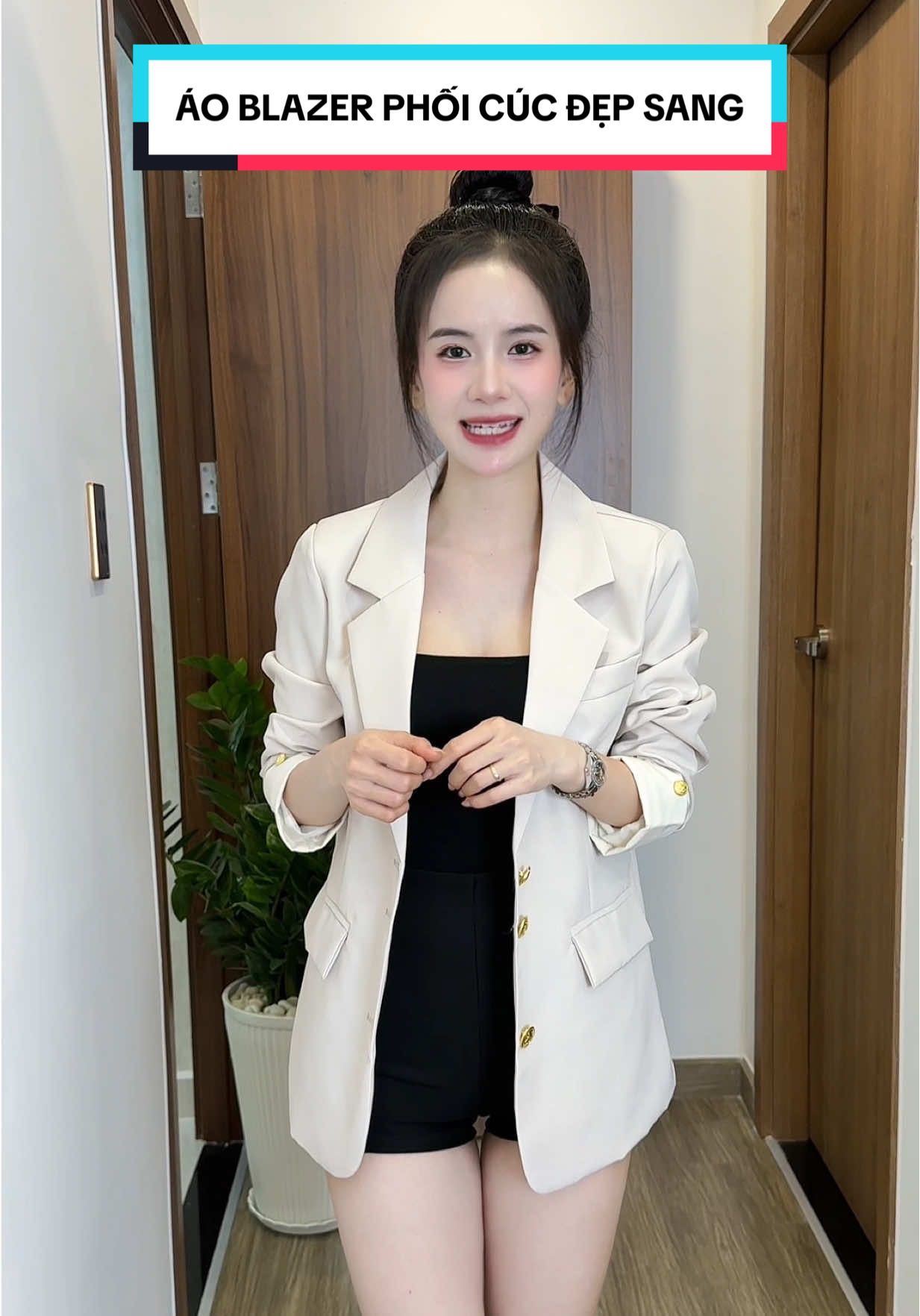 Đừng có đi may áo blazer làm gì cho đắt nha mấy c ơii #phamnhungreview #aovestnu #aoblazernu  