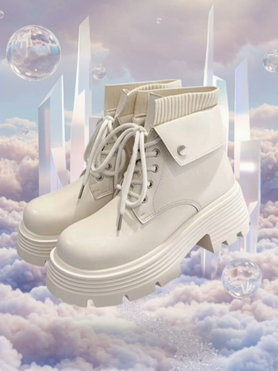 Trời lạnh rồi, sắm ngay đôi boot cao cổ cực xinh này nha 😍 Chất da mềm, đế dày hack dáng đỉnh, phối đồ kiểu nào cũng đẹp 💥 ,Săn ngay kẻo hết sale nha chị em 💃 #bootnu #bootcaoco #boottrang #giaythoitrang #ootdvietnam  