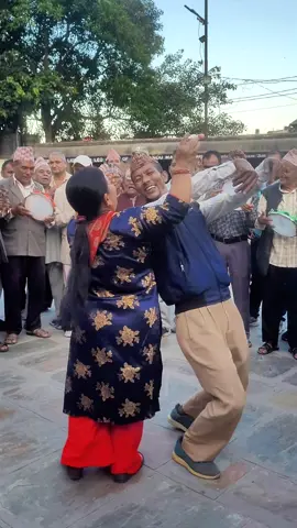 #nepalitiktok🇳🇵 #viraldance  #1mlikes #ktmmuser🇳🇵 #foryou 