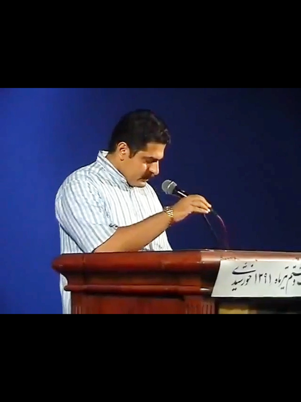 این شعر را جناب بیداد واقعا عالی سروده و همچنان عالی به خوانش گرفته است #شعر #poetry #بیداد #دکلمه #the_a_friend 