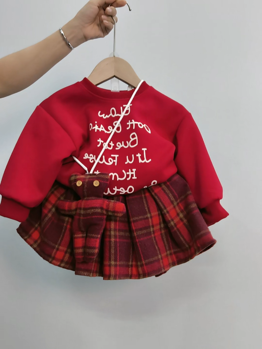 Sét váy bé diện Noel, Diện Tết #setbegai #vaybegai #setvaybegai #thoitrangbegai #quaaobegai 