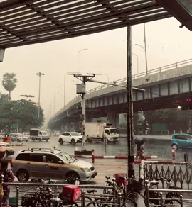 အလိုက်မသိစွာရွာတဲ့မိုးကြောင့် ကျွန်တော်တို့မှာ “ လွမ်းမိပြန်တယ် “ #crd #fybシ #foryou 