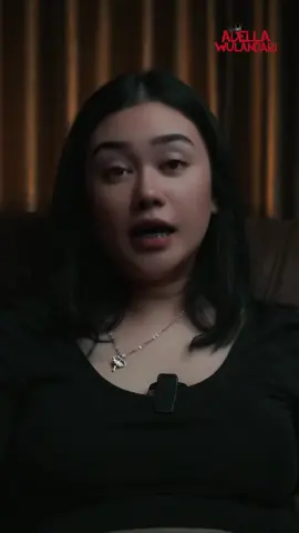 Aset cowok paling mahal dalam hidupnya bukanlah uang,harta,mobil sport atau jam tangan mewah tapi wanita yang mengerti saat cowok itu tak punya apa-apa tapi dia tetap ada.