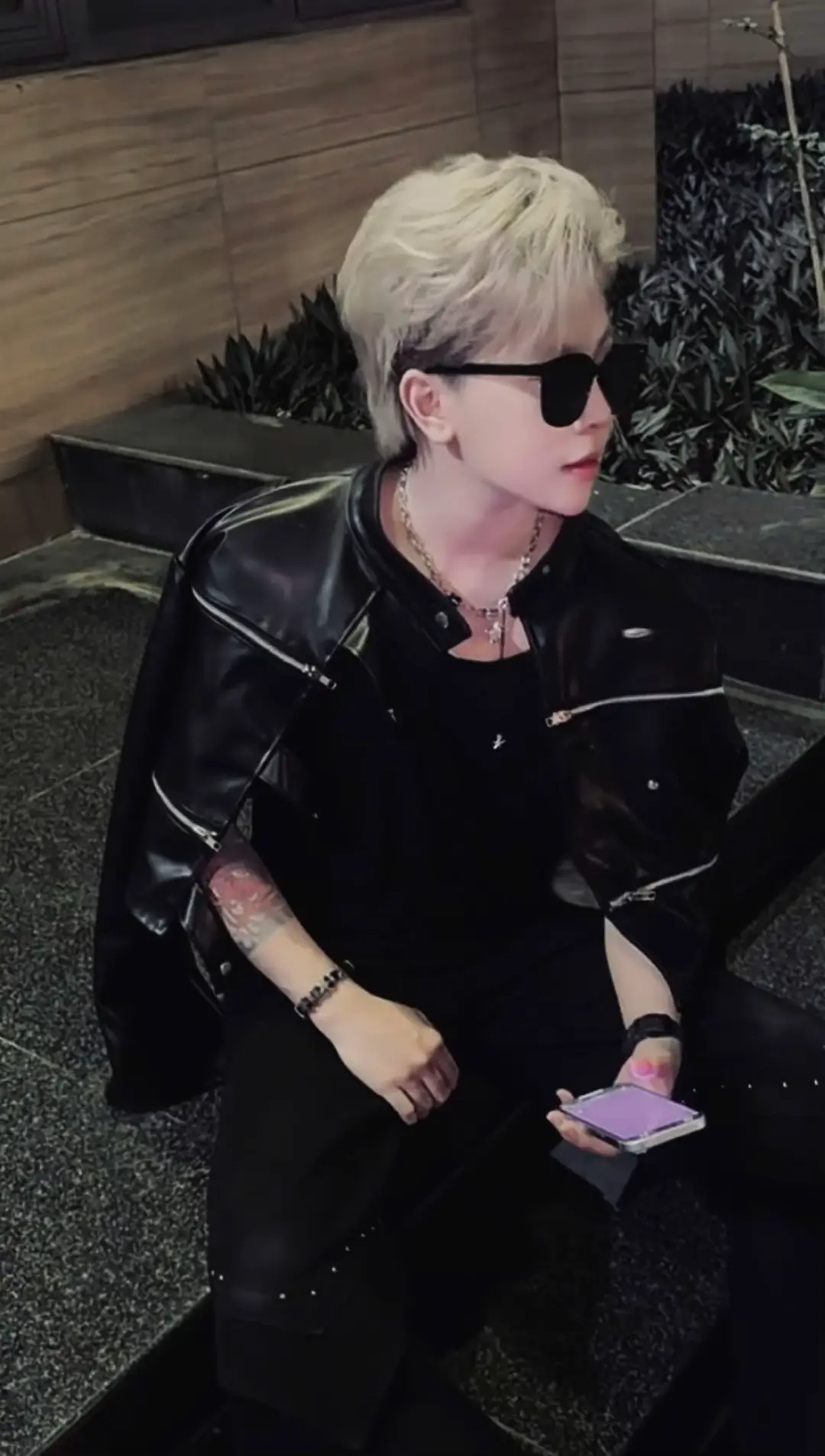 Cảm ơn mọi người đã cùng nhau tạo nên một khởi đầu thật rực rỡ cho “Hành trình khám phá – Đi tìm vì sao”. Giờ thì cùng đón nhận phần thưởng siêu đặc biệt mà chúng ta đã cùng nhau unlock nào!  Hey fam, “The Journey of Discovery – Finding the Star” has officially reached its first goal! Thank you everyone for creating such a bright and shining beginning for ✨Pumpkin Lights🎃 Now, let’s enjoy the special reward we’ve all unlocked together!  #newworld #aworld101 #bis #pumpkinlights 