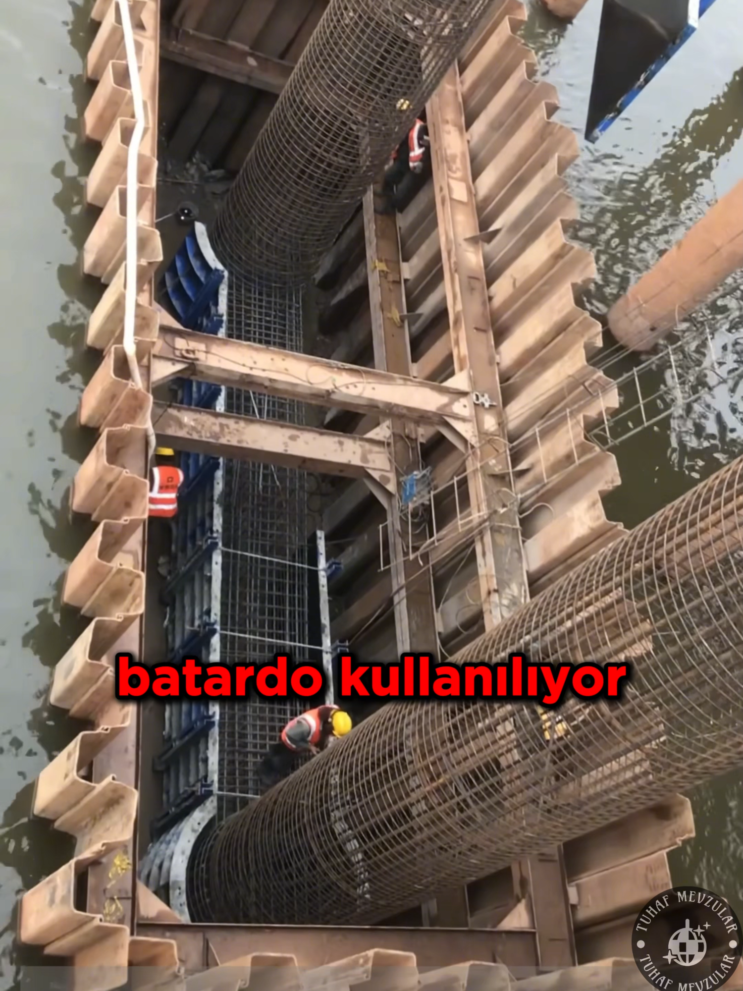 Suyun Ortasında Köprüler Nasıl Yapılıyor? 🌊 🌉 😲 #keşfet #inşaat #ilginç #bilgi