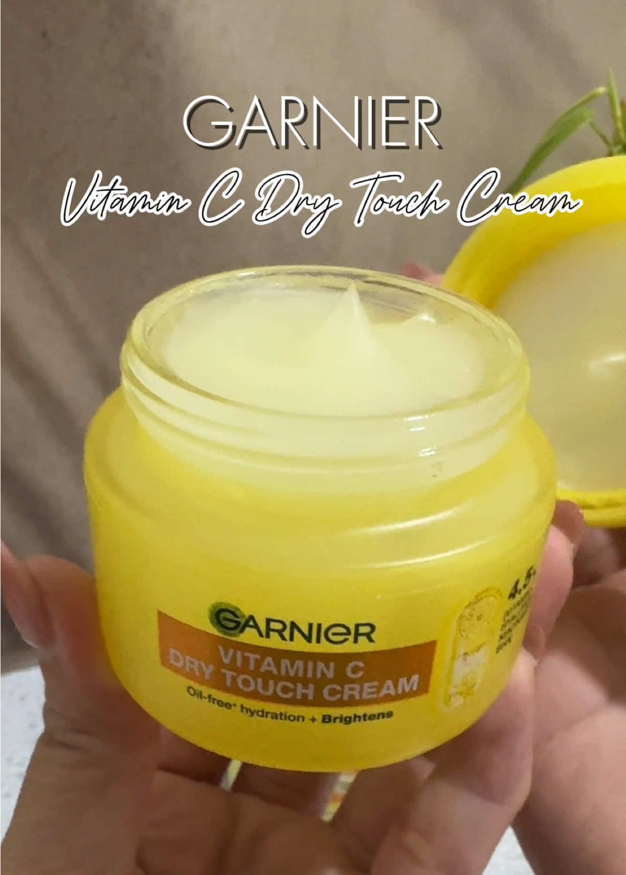 Just arrived! The new  itamin C DryTouch Cream from @garnierph 🥰 #skincare #GarnierDryTouch #GarnierZeroLagkit #garnierdrytouchcream 