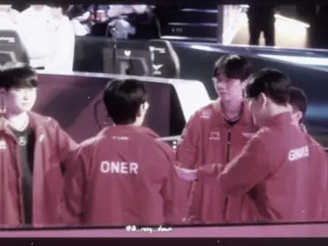 Không biết ngày mai ra sao, kết quả có như thế nào. Trước mắt chính là chiếc cup danh giá nhất, hãy chiến đấu không chỉ để chiến thắng, mà còn khẳng định sự cố gắng và nỗ lực của chính mình!!🌟 -Chiếc cup cktg t6 của Faker🐧 -Chiếc cup cktg t3 liên tiếp của Gumayusi, Keria, Oner🐻🐶🐯 -Chiếc cup cktg đầu tiên cho bao sự nổ lực của Doran🐿️ Một lần nữa, hãy nâng cao chiếc cup vô định cùng nhau dưới pháo hoa Thành Đô.🏆 “T1 파이팅 , HJFGK 파이팅”🍀🍀#Doran #Oner #Faker #Gumayusi #Keria 