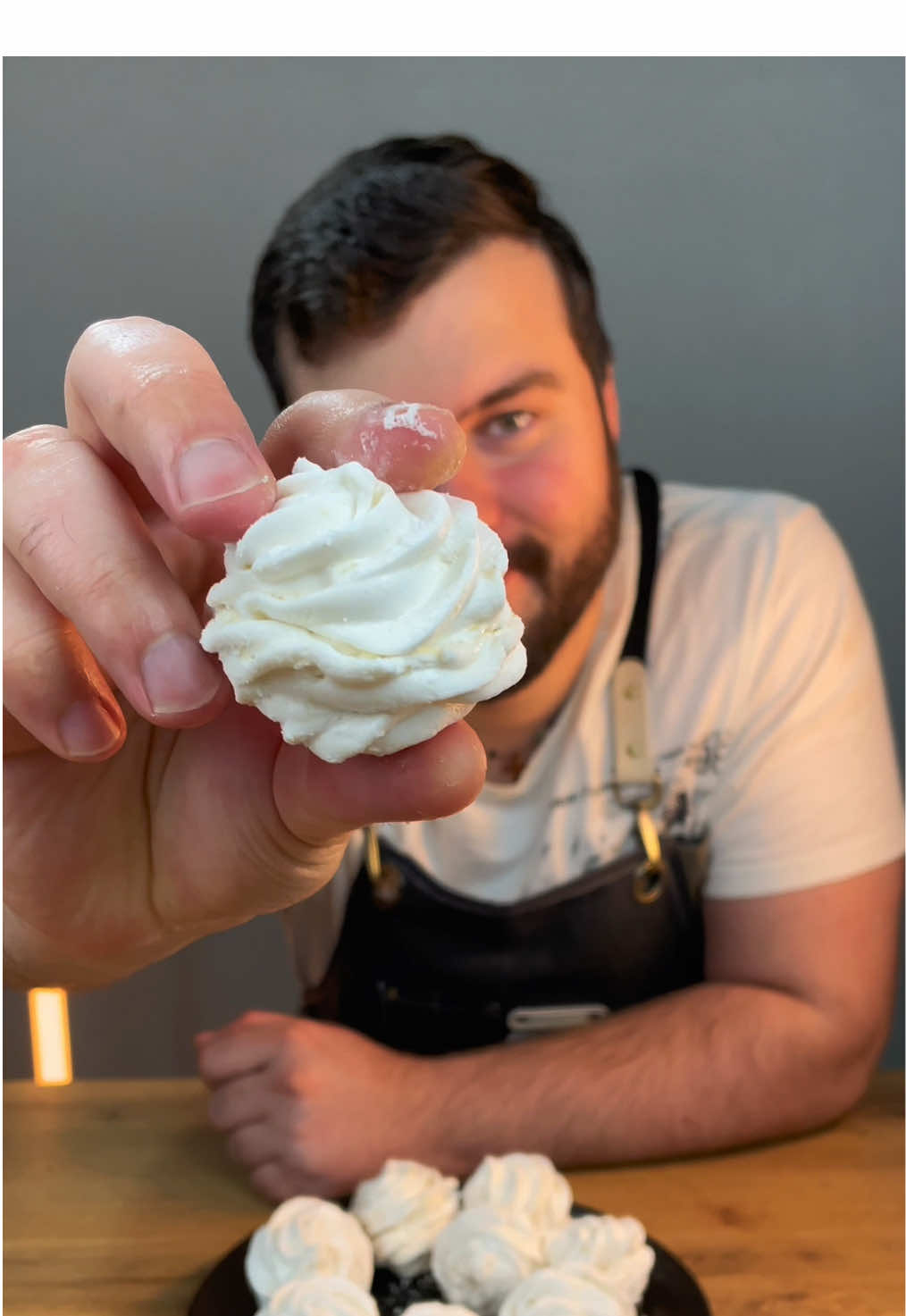 ზეფირი და ჟელატინი 🍦 @2 ნაბიჯი • 2 Nabiji - ში შევიძინე ყველა ინგრედიენტი ☺️  #ზეფირი #მარშმელოუ #ტკბილი #დესერტი #შაქარი 