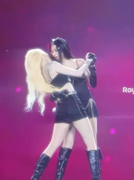 :LingLingKwong chị có ổn hong 🌚#linglingkwong #ormkornnaphat #lingorm #lingorm1st_impactfancon #alym♡ 