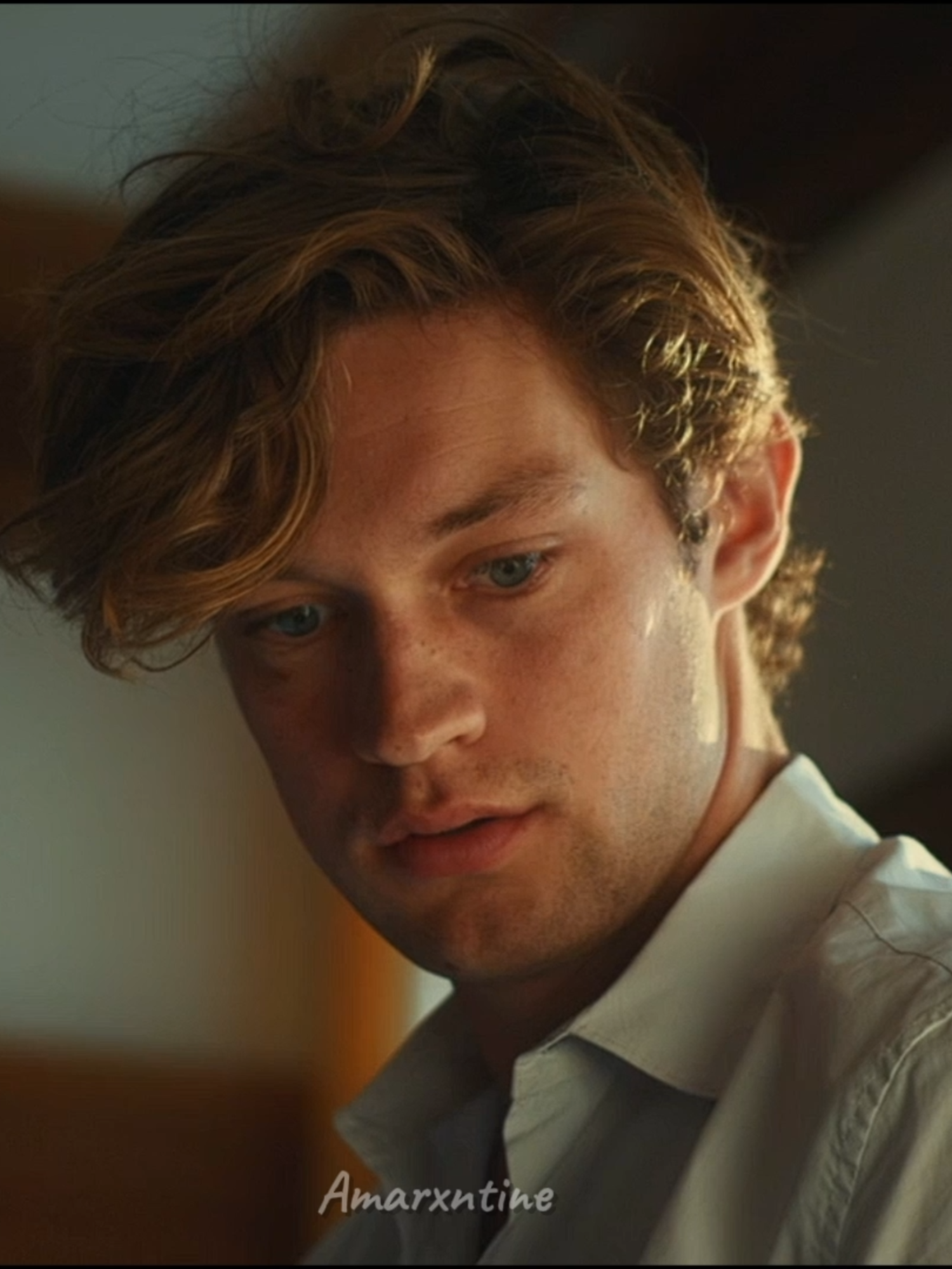 Maxton Hall - “Solidão! Um sentimento que pode nos atingir de repente. A solidão não é a falta de companhia, é a falta de conexão com as pessoas que significam alguma coisa para nós. Cabe a nós realizar a mudança que queremos.” — James Beaufort james and ruby #rubybell  #maxtonhall  #jamesbeaufort  #filmeseseries  #foryoupage