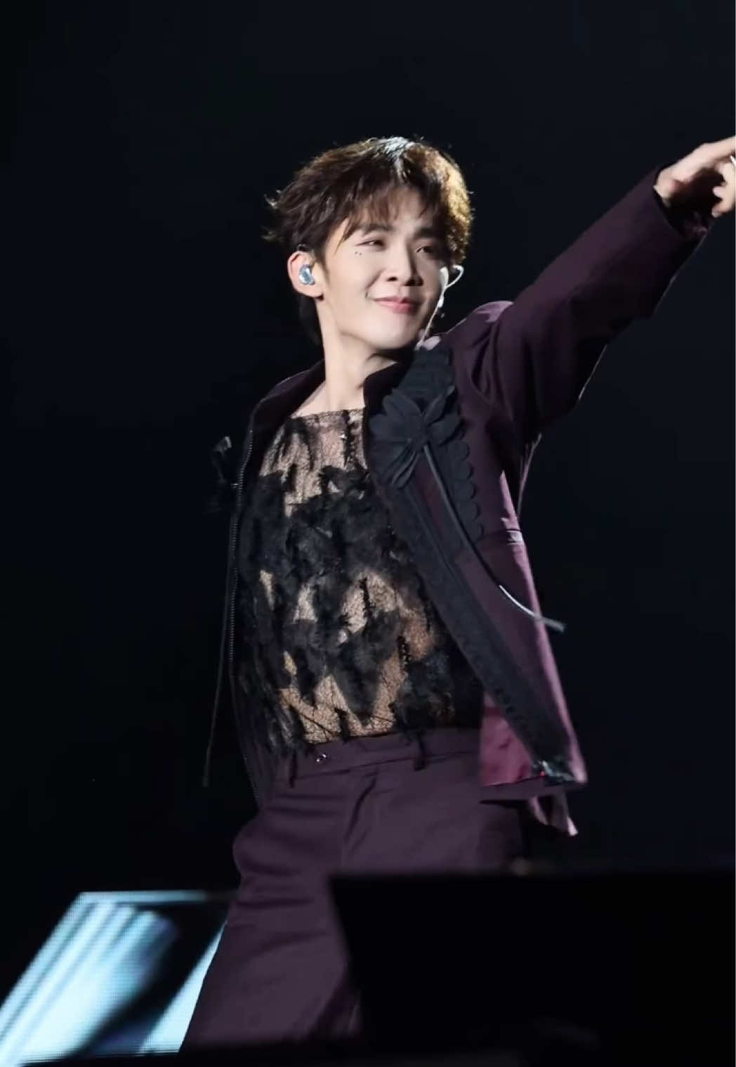 Special show…my WHY 😍😍😍 8.11.2025 @ Hangzhou  #王赫野 #mylove #wangheye #concert #why