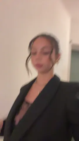 Qué sensación ella me causaaaaa