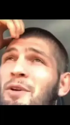 Khabib teases DC 🤣 #khabib #mma #funny #danielcormier 