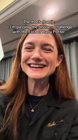 Part 2: Another chaotic #PassingThePhone challenge with the cast of #HarryPotter! ⚡️#bonniewright #matthewlewis #dreamitcon  