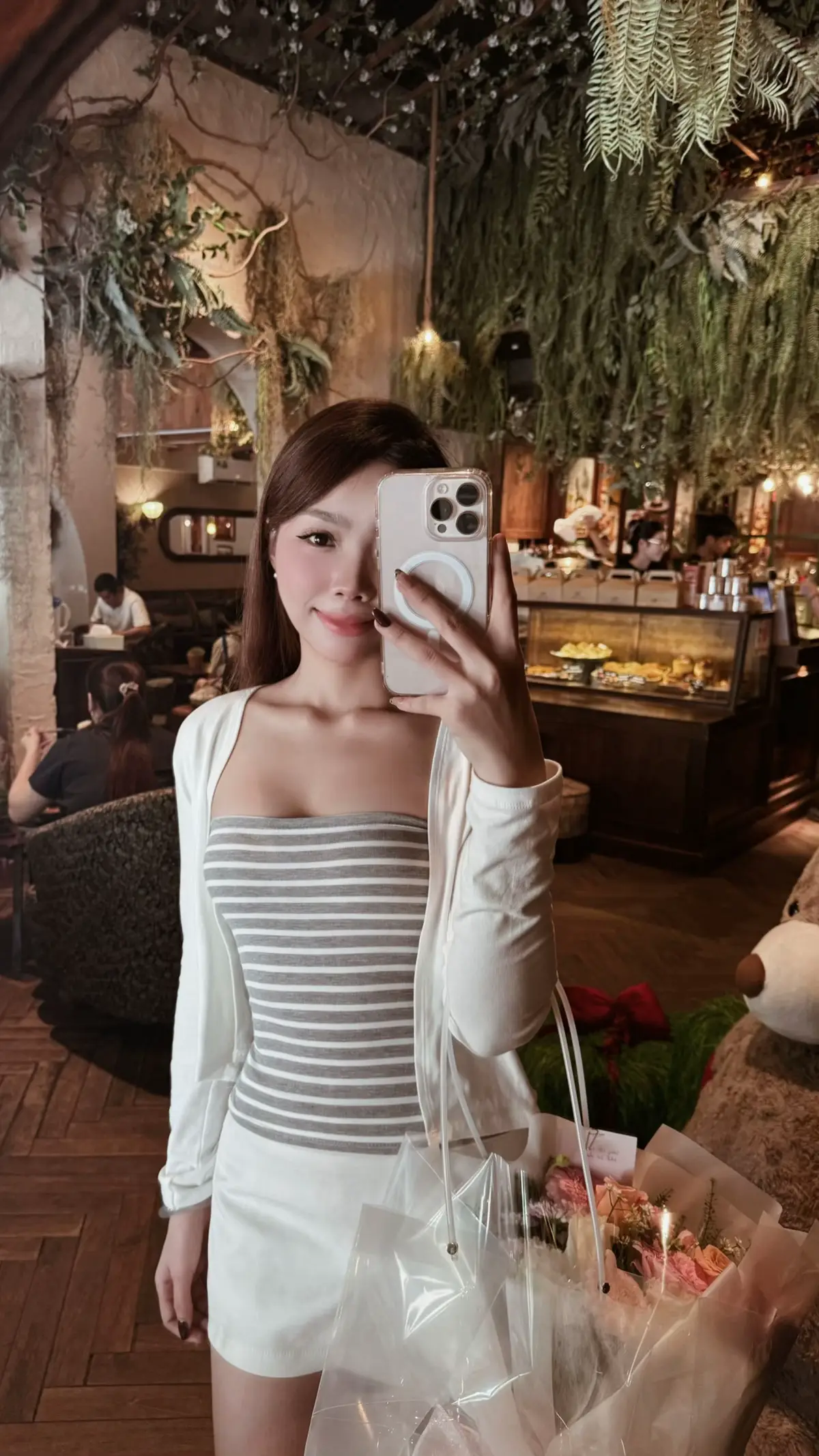 đích đến của chúng ta luôn là hạnh phúc, vậy nên ai đó đối xử không tốt với bạn thì đó chỉ là chướng ngại vật. #xuhuong #viral #outfit 