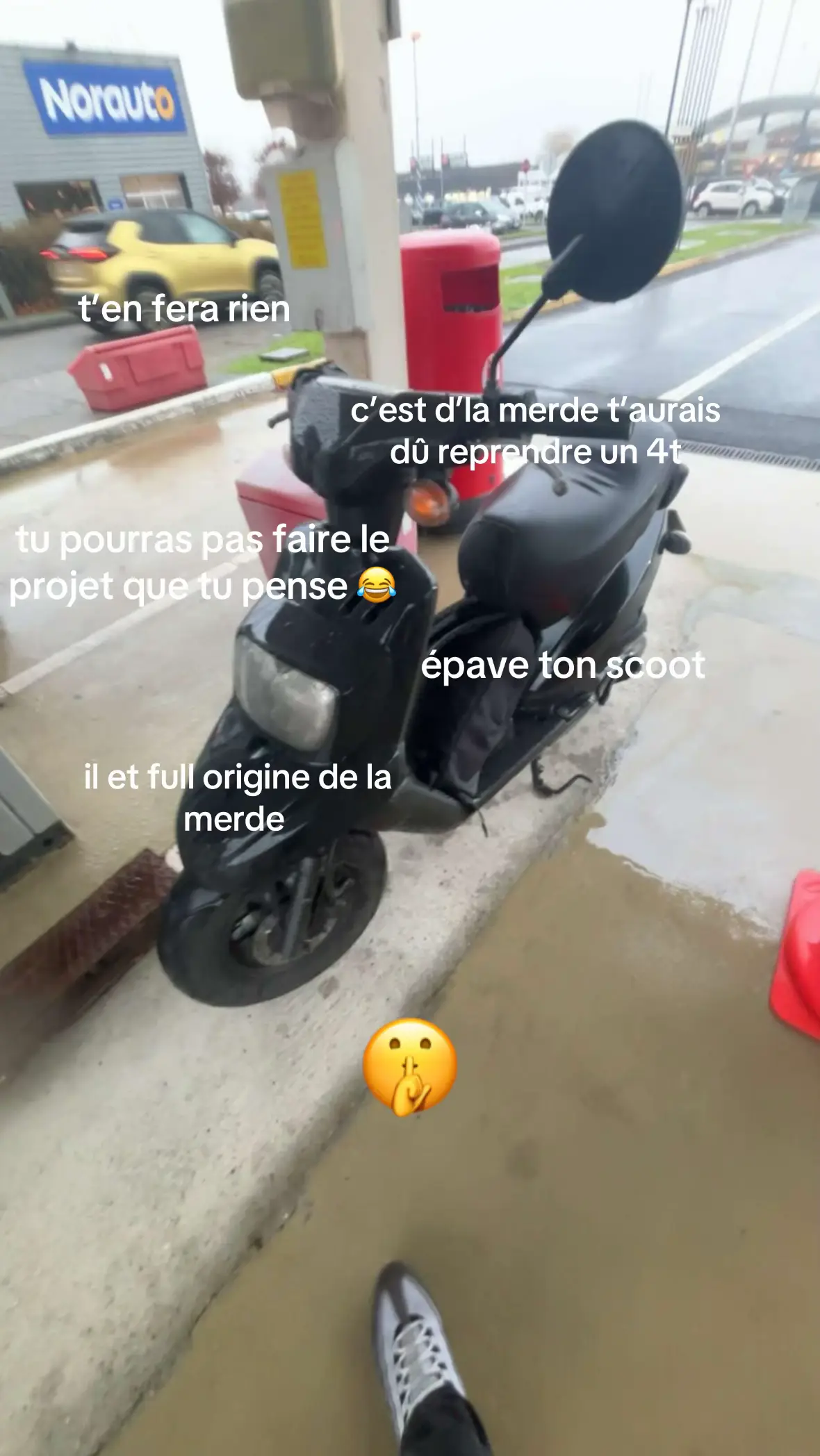 Le seul truc d’origine c’est le post de pilotage et le cadre 🤣#bklf #pourtoi #elexir_ #yamahabws #mbkbooster 