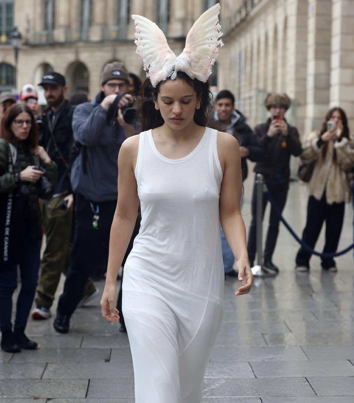 gracias Rosi for this🪽#lux #rosalia #magnolias #berghain #laperla 