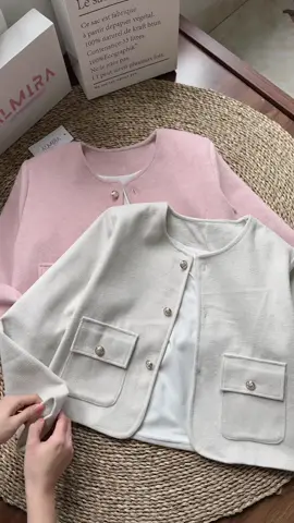 Áo Khoác Dạ mẫu Mới nè #almirastore #aokhoacda #aokhoacmuadong #aokhoacnu #aochoangnu 