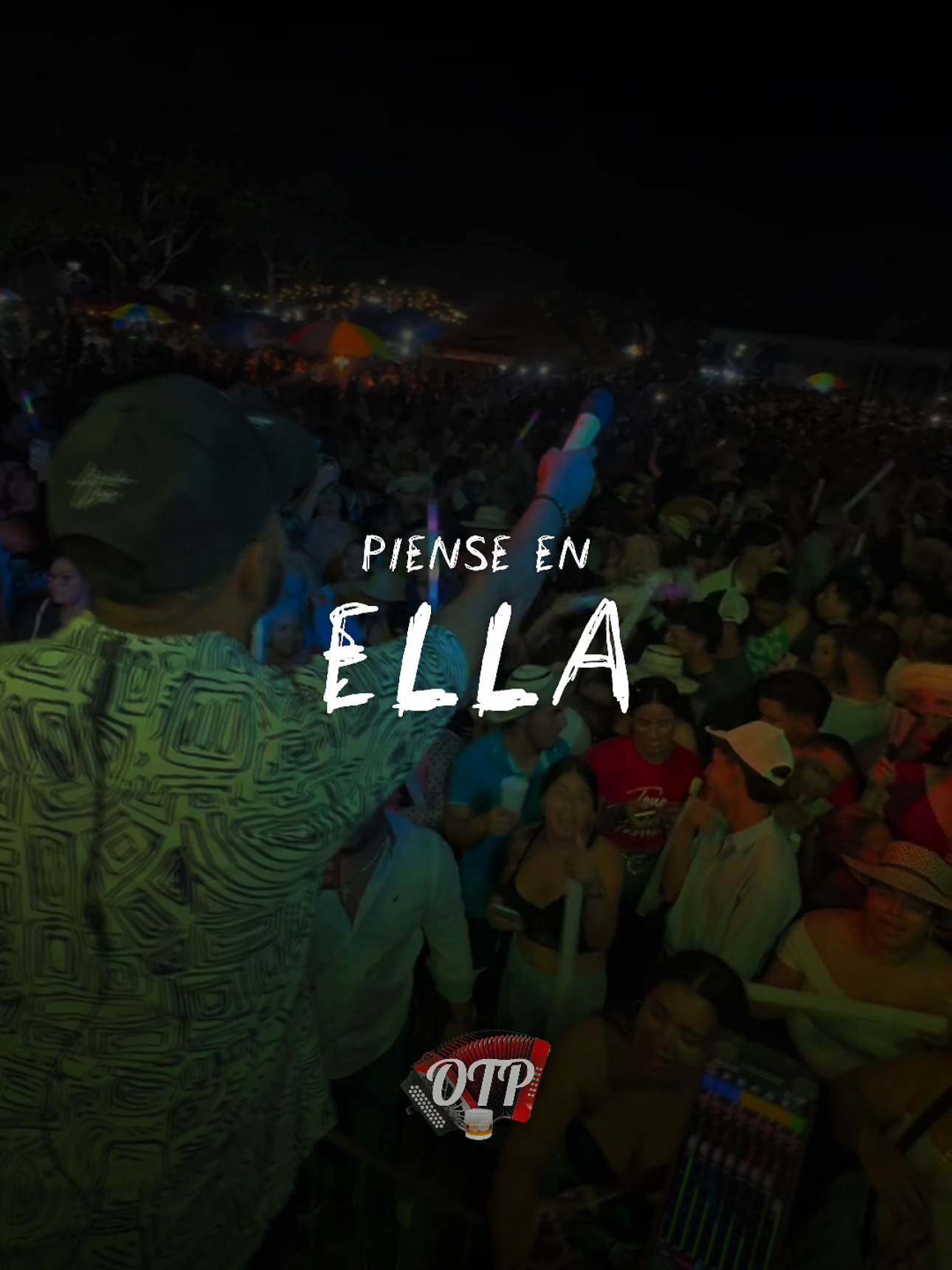 Esclavo De Tus Besos  #alejandrotorres #alejandrotorresylasestrellasdelritmo #ulpianovergara #ulpianovergaraylosdistinguidos  #tipicopanameño 