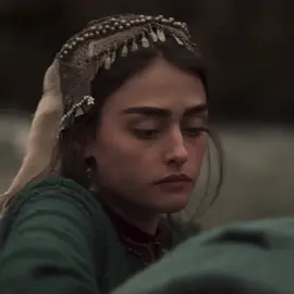 يتعب الصياد للصيدة ظبي 🦌  #esrabilgiç #dirilişertuğrul #ertugrul #قيامة_أرطغرل #fyp 