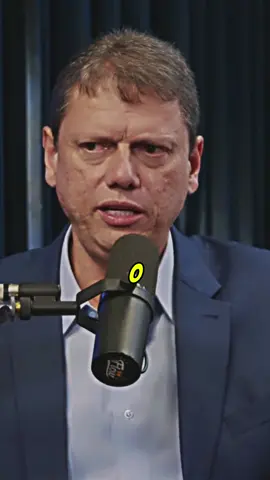 Tarcísio falou toda estratégia que fizeram pra pegar todos os badidos no Rio de Janeiro os bandidos pensou que tava na vantagem mas bope tinha tomado o controle de toda areia #tarcisiodfsp #tarcisiodefreitas #tarcisiocortes #bolsonaro #politica