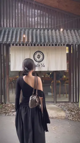 Nay đổi gu nhật bổn … #fyp #ilovetiktok #phoidoxinh #outfit #thaodienq2 