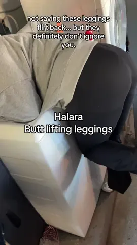 Halara butt lift scrunch leggings are literally built like a push-up bra for your booty. If you’ve ever felt like your leggings make you look flatter than real life — THESE are the ones. Grab yours before they disappear again.👇 #halaraleggings #buttliftleggings #leggings #christmasgiftideas  #womensgiftideas @Halara_official 