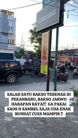 Bakso enak sepekabaruuuu !!!! Bakso JARWO !! Di harapan raya Pekanbaru cus bunda Cobain deh , enak banget lohhh seriusss !!! #infopekanbaru  #infopku  #kulinerpekanbaru  #kulinerpku 