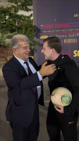 Enseñando mi calidad al presidente Joan Laporta😱⚽️ #joanlaporta #fcbarcelona #fcb #barça #viral 