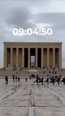 Benim naçiz vücudum elbet bir gün toprak olacaktır.  Ancak, Türkiye Cumhuriyeti İlelebet Payidar kalacaktır...  Mustafa Kemal Atatürk➰ #cumhuriyet #10kasım #atatürk #türkiye🇹🇷 #keşfet 