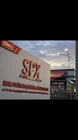 Vẫn tìm bạn làm Kho tại SPX. Ráng ráng cuối năm rồi vì cái tết thui cả nhà ui #fyp #tuyendung #vieclam #spx #tiktok 