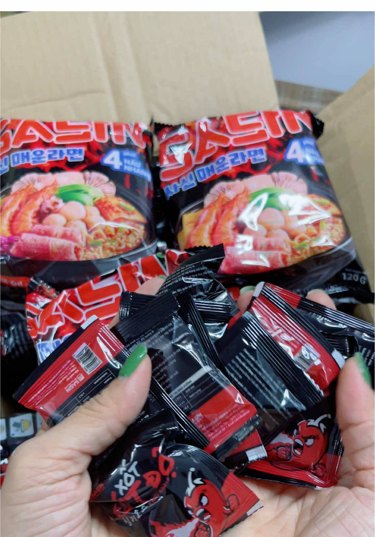 1 thùng 10 gói tặng 2 gói#xuhuongtiktok #muasamcungtiktok #micay #micay7capdo #micaysasin @Em Thảo review 91  @emthaotaphoa1991  @emthaotaphoa1991 