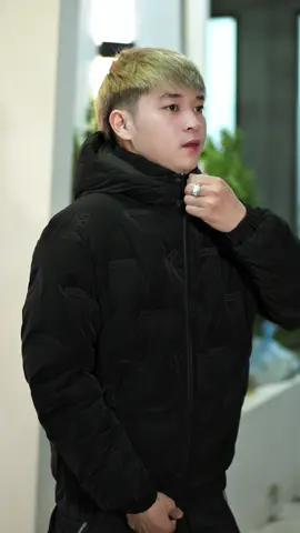 Nhạc này vẫn bị cuốn áo này  vẫn cứ bị đẹp #aophao #aophaonam #aophaomuadong #xuhuong #shopphungviet 