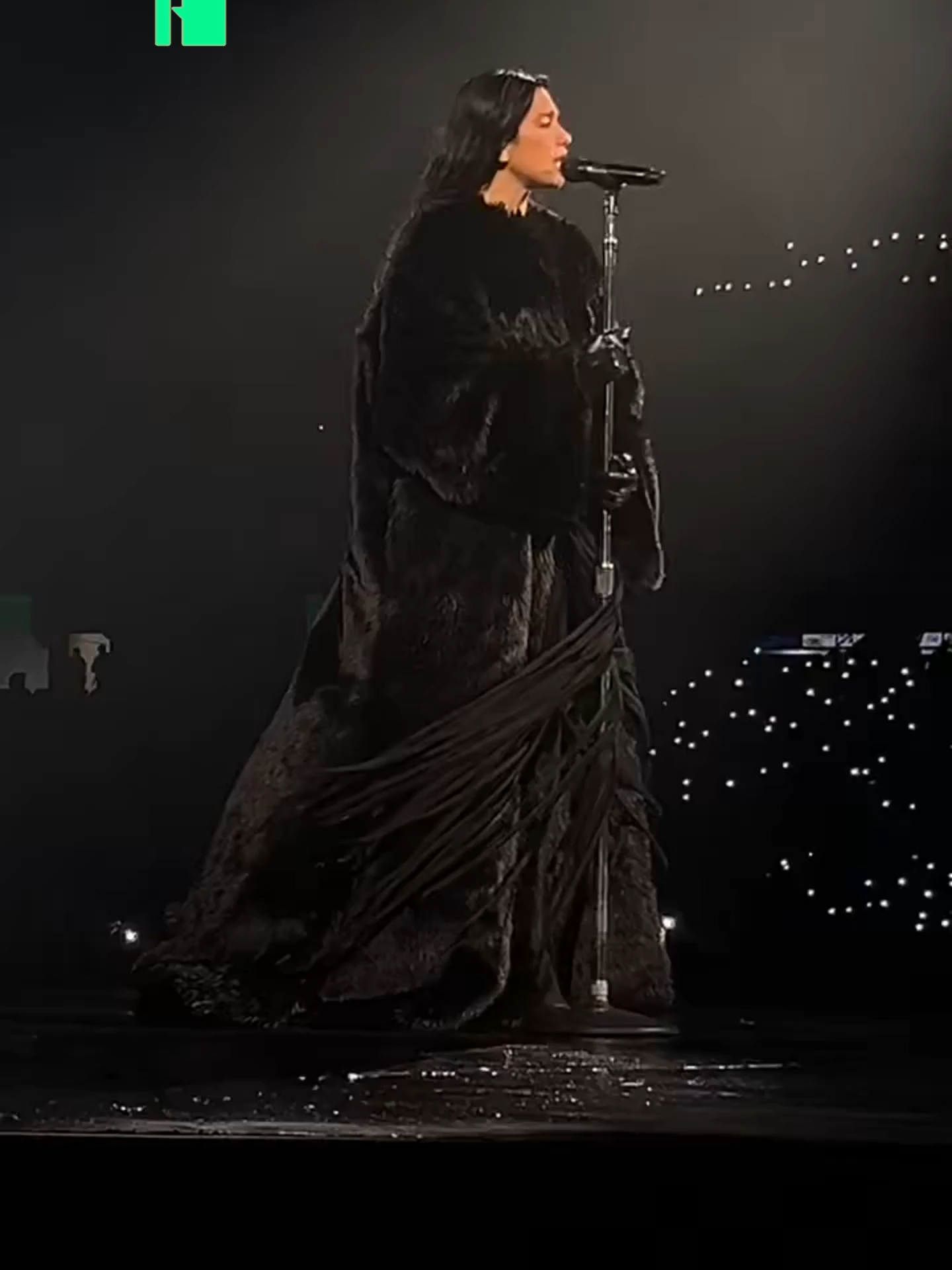 No te asustes si Barbi Recanati te está mirando… El último capítulo de COLORAMA fue puro rock, anécdotas y secretos. No te podes perder ninguno. Ya ya ya disponible en Spotify y Youtube. #BarbiRecanati #JulioLeiva #JuanaMolina #MarilinaBertoldi