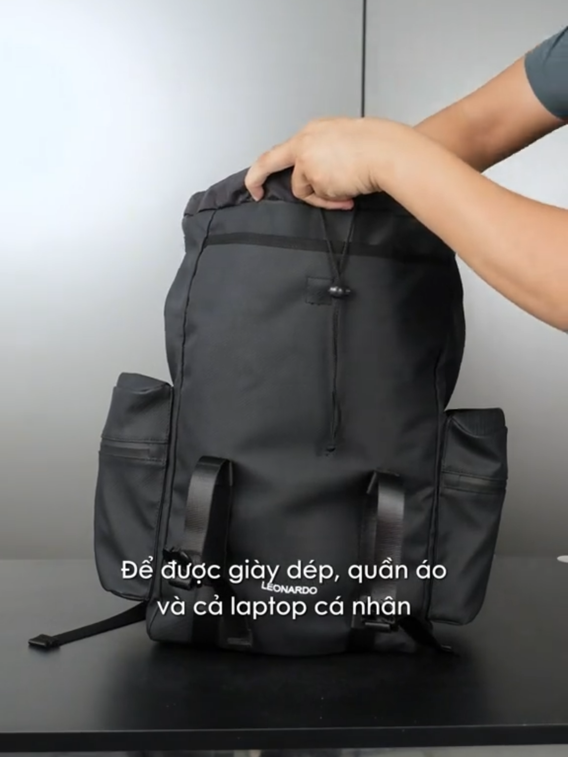 [NEW ARRIVAL] BALO THỂ THAO RENO - ĐỒNG HÀNH MỌI CHUYẾN ĐI Bạn là con người của những chuyến đi: đi làm, đi công tác ngắn ngày, đi tập gym,... Bạn là một người luôn chỉn chu dù đi đâu thì cũng phải gọn gàng va thời trang. Balo Thể Thao Reno sẽ là một người bạn đông hành đáp ứng mọi yêu cầu của bạn. Với chất liệu vải chống nước và thiết kế form dáng cứng cáp, balo Reno vượt qua khỏi giới hạn của những chiếc balo binh thường khác, trở thành một chiếc balo vừa đẹp trong thiết kế, tối ưu trong công năng mà còn an toàn trong chất liệu. Balo Reno, người bạn đồng hành cho mọi chuyến đi  #leonardovn #LEOVN