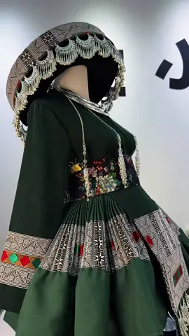 #nyiamnugtau #khaubncawghmoobzoonkauj 👗😍