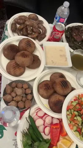 بيتك عامر حبيبتي ام فاتح♥️🤍♥️#عزيمة #سهرة_ولا_أحلى #كندا🇨🇦 