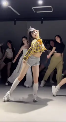 Day by day #tiktoktrend #douyin #viral  #kimstudio #douyin