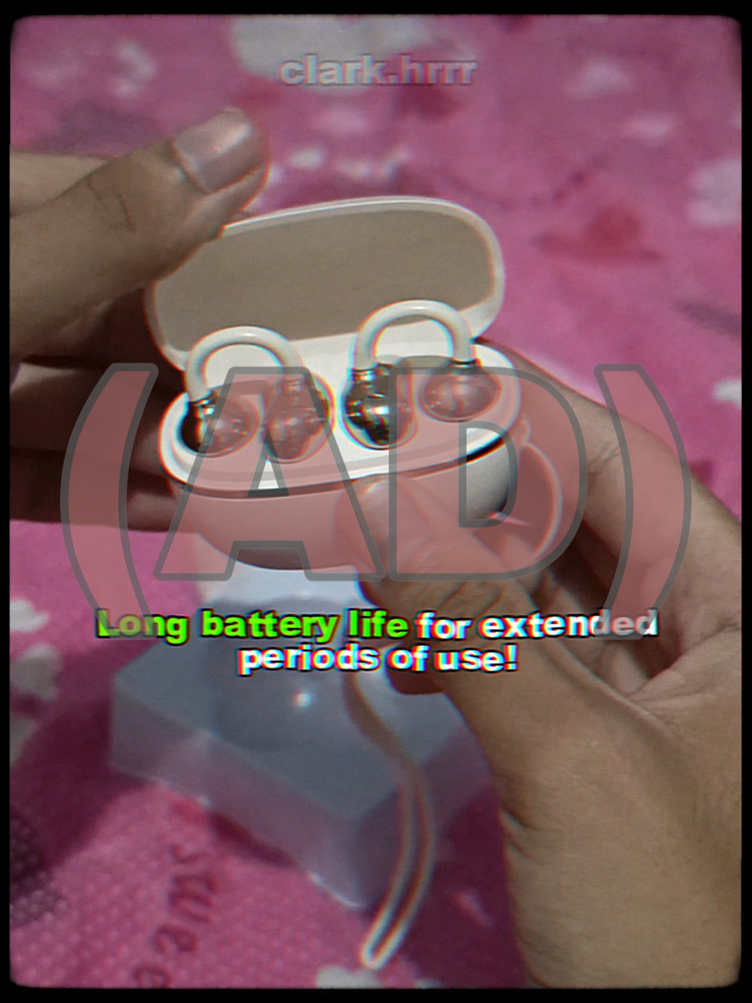 Take a look at this earclip earbuds! #earclipearbuds #earbuds #earphone #wirelessearphone #bluetoothearphone #fyp