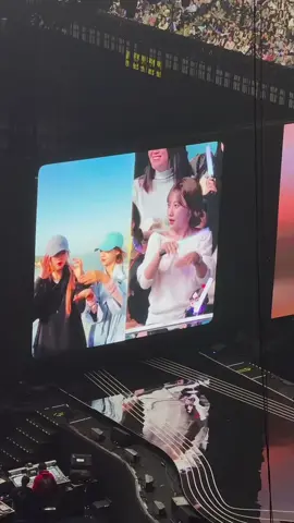 💜💜 #zhaolusi #zhaolusi_赵露思 #rosyzhao #trending #fyppppppppppppppppppppppp 