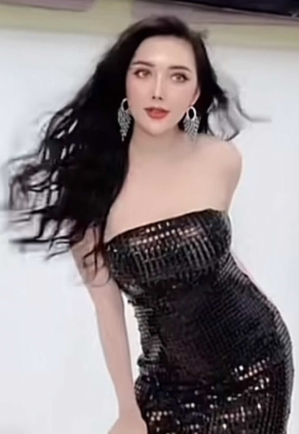 Chào ngày mới ✌️ #tulieulichsu #ncollagen #tranthibichngancollagen #fypシ゚ #chupanhnghethuat 