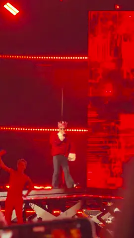 Kinggggg #gdragon #Hanoi 