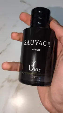 #dior #parfum #foryoupage #viral #fyp 