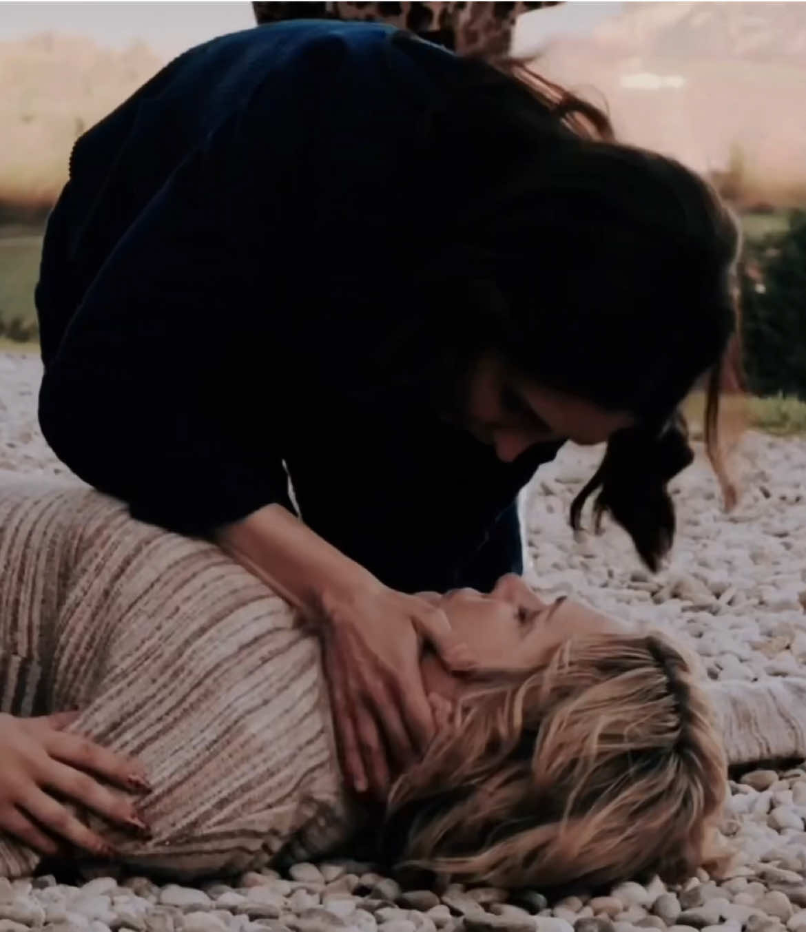 #carolsturka x #zosia ·˚ ༘ on all our souls carol running towards zosias plane to stop it at the end of ep2 was the best thing she did #pluribus #pluribusedit #rheaseehorn #rheaseehornedit #karolinawydra @laly🛸 @𐙚⋆.˚ max !! 