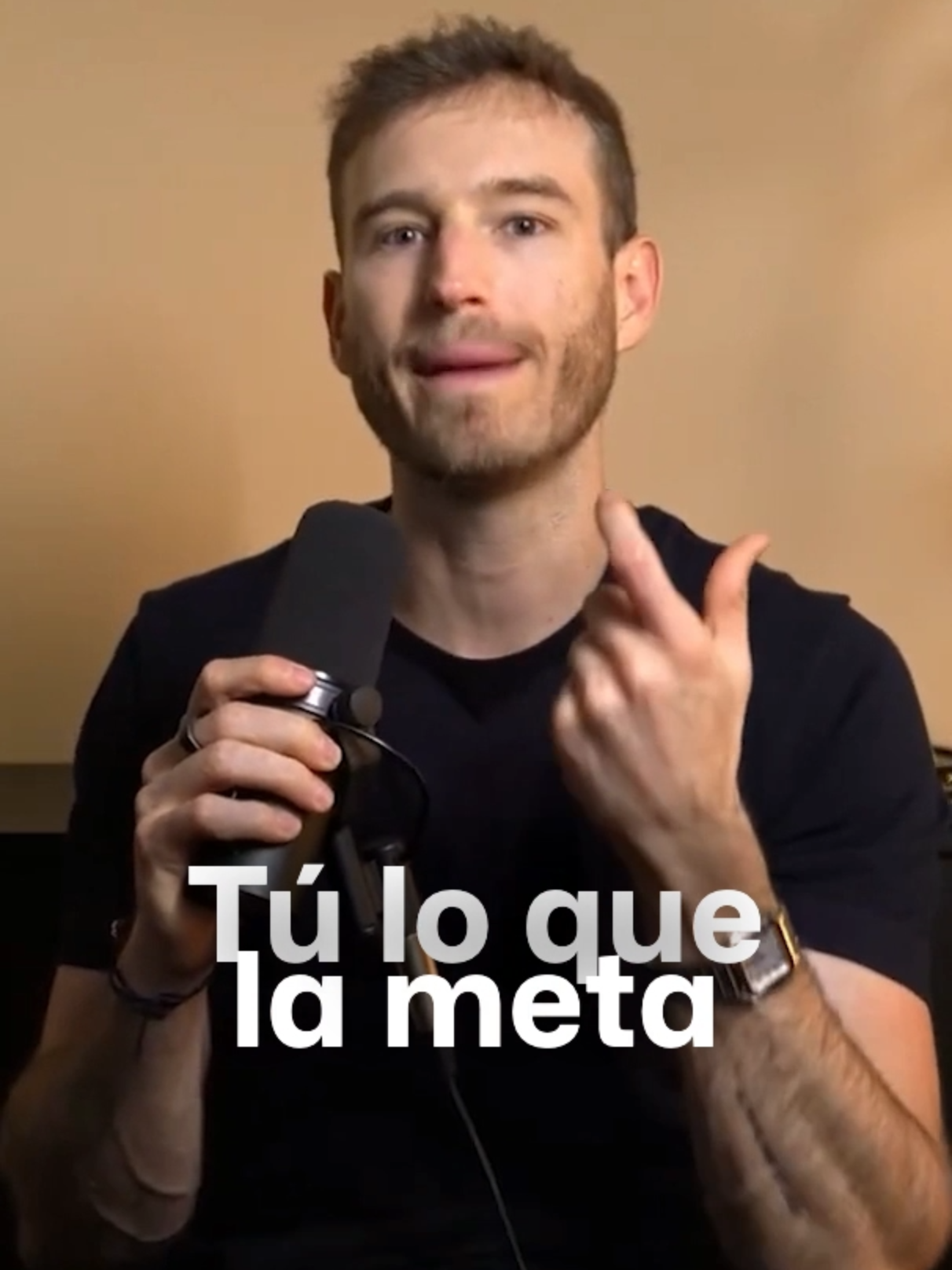 💡 Cuando ya estás frente a un prospecto en digital… ahí empieza el verdadero juego. Ese momento no es para vender, es para precalificar. 🎯 Ahí es donde descubres si esa persona realmente puede convertirse en cliente, si valora lo que ofreces, si entiende tu visión. Muchos pierden tiempo tratando de convencer a quien nunca iba a comprar. El secreto está en detectar rápido quién sí y quién no, y enfocar tu energía en los que realmente pueden ganar contigo. 🚀 #VentasInteligentes #MarketingDigital #Precalificación #EstrategiaDeVentas #EscalarConCriterio #NegociosDigitales #MindsetEmpresarial #MarianoPorter #Emprendedores #crecimientorealc#VentasConEmoción #psicologia #historiasdetiktok #estrategiasdemarketing #MarianoPorter #gratitud #motivacion #felicidad #mentalidad #vida #viral #comparte #desarrollopersonal #shortvideos #paratiiiiiiiiiiiiiiiiiiiiiiiiiiiiiii #consejo #mente #comparacion