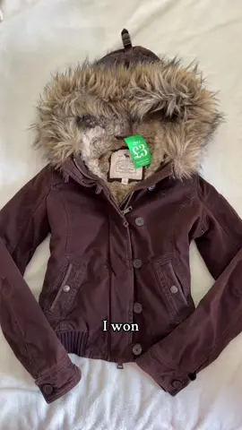 Before you ask I will not be selling her I have never found anything like this before  #haul #vintage #abercrombie #hollister #parka #y2k #2000s #coquette #preppy #vampirediaries #twilight #bellaswan #elenagilbert #vinted #depop #charityshop #fyp 